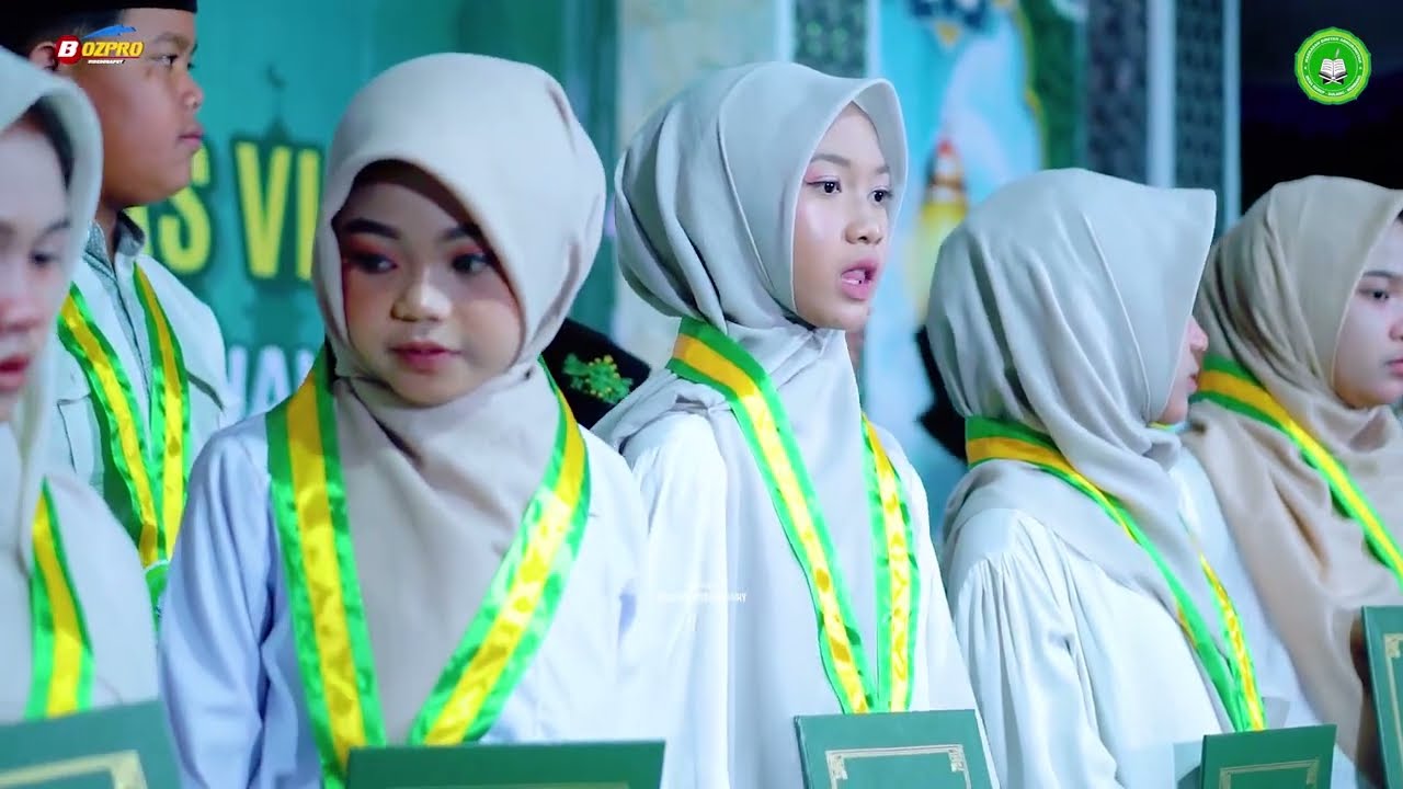 Prosesi Wisuda Kelas VI Madrasah Diniyah AN NURONIYAH  Tahun Pelajaran 1446-1447H