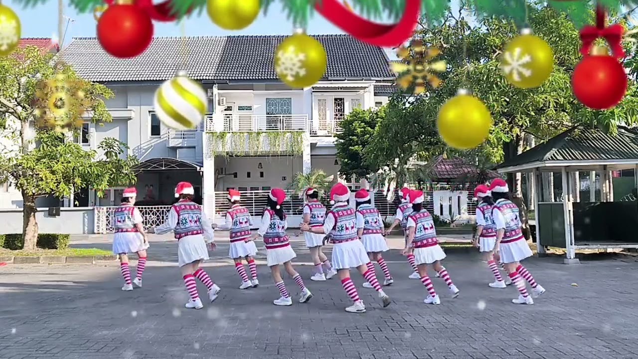 TROT ON CHRISTMAS 🎄~LINEDANCE //CHOREO BY~ EUNHEE ~ KUMSON~ HEESOOK ( KOR )