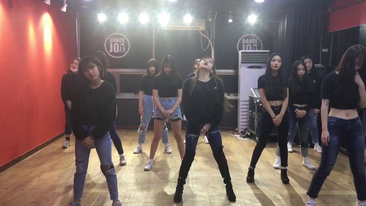 #걸리쉬댄스 choreography by marieclaire_titch 댄스조아천안점