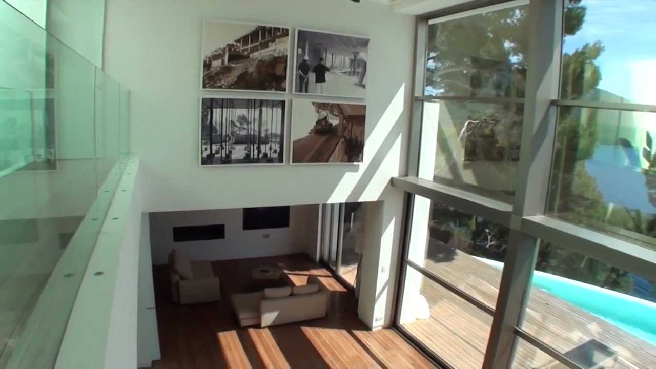 Real estate Mallorca: Impressive mansion in first sea line in Formentor Pollensa