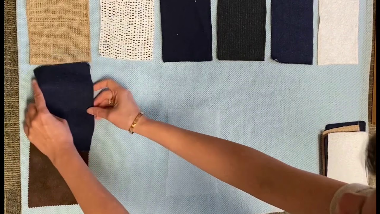 Fabrics Box MONTESSORI Sensorial Tactile Sense Lesson