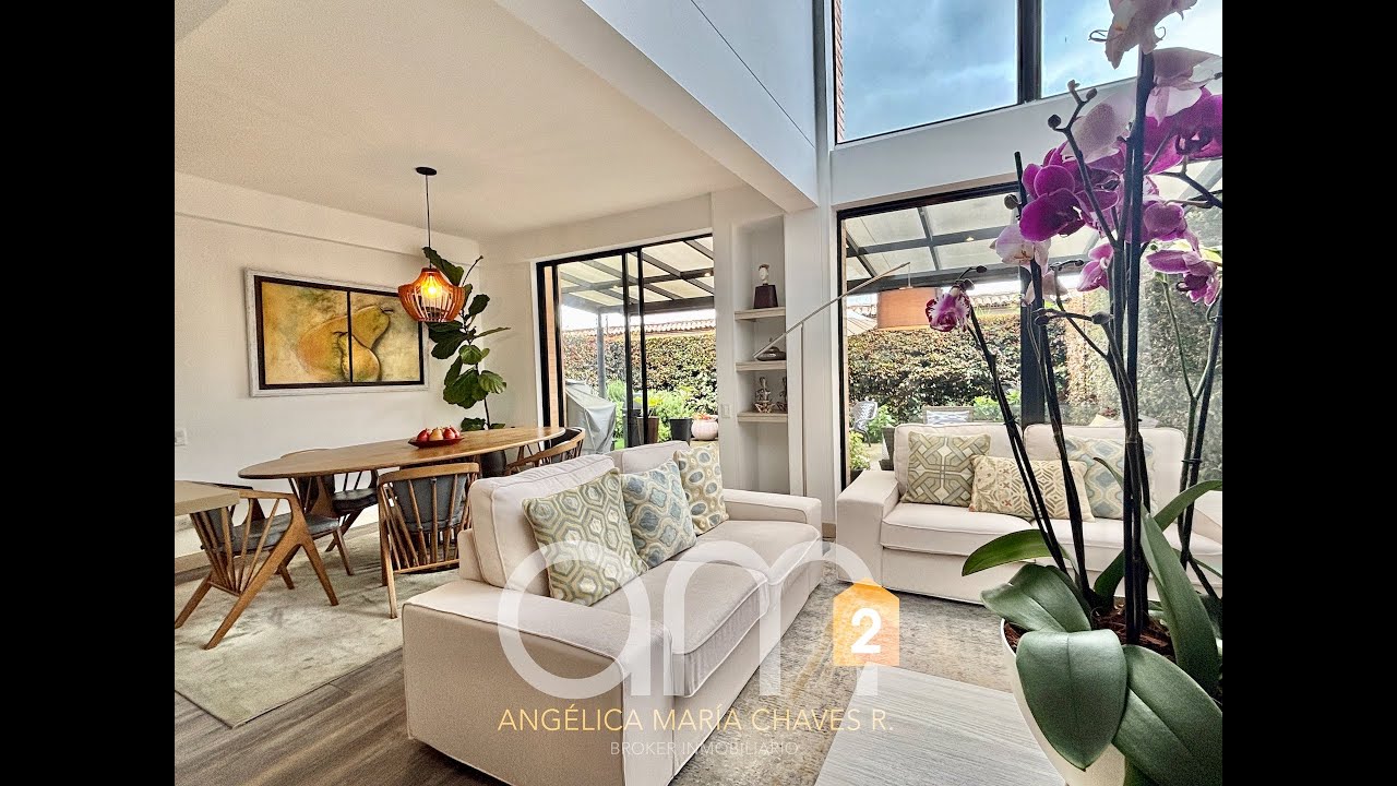 CAJICÁ. CASA CON TERRAZA JARDÍN EN VENTA. CONDOMINIO CLUB HOUSE