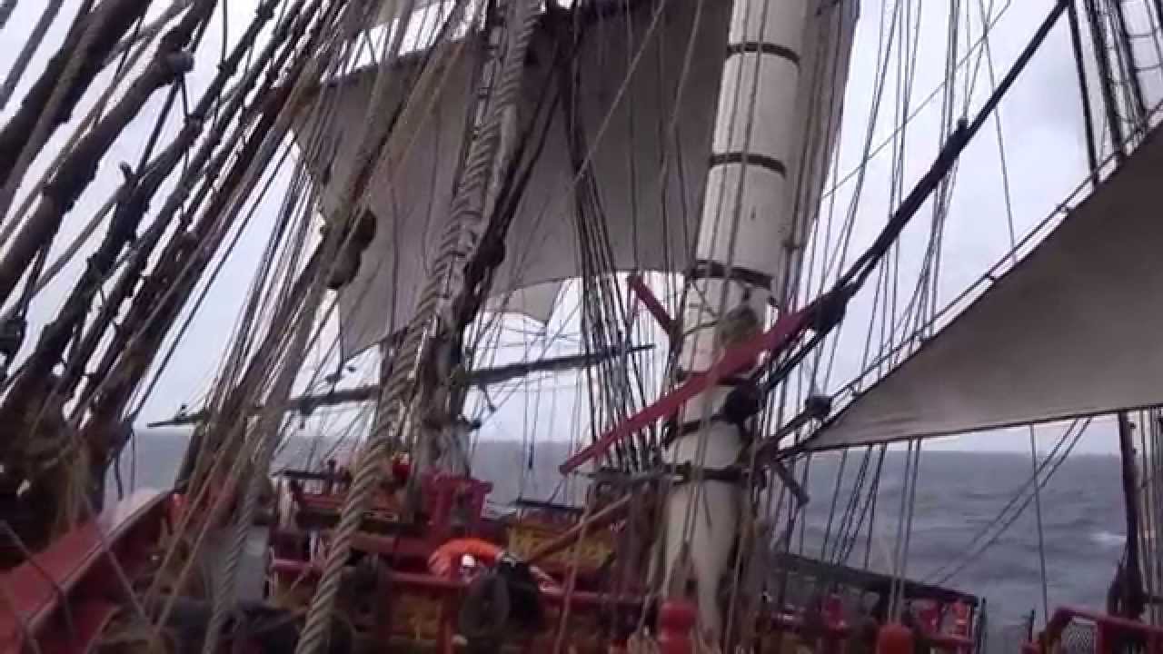 2014 10 l'Hermione, Essais de navigation en mer