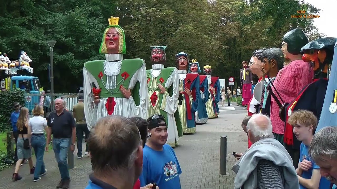 Reuzen Stoet Te Deurne 2023