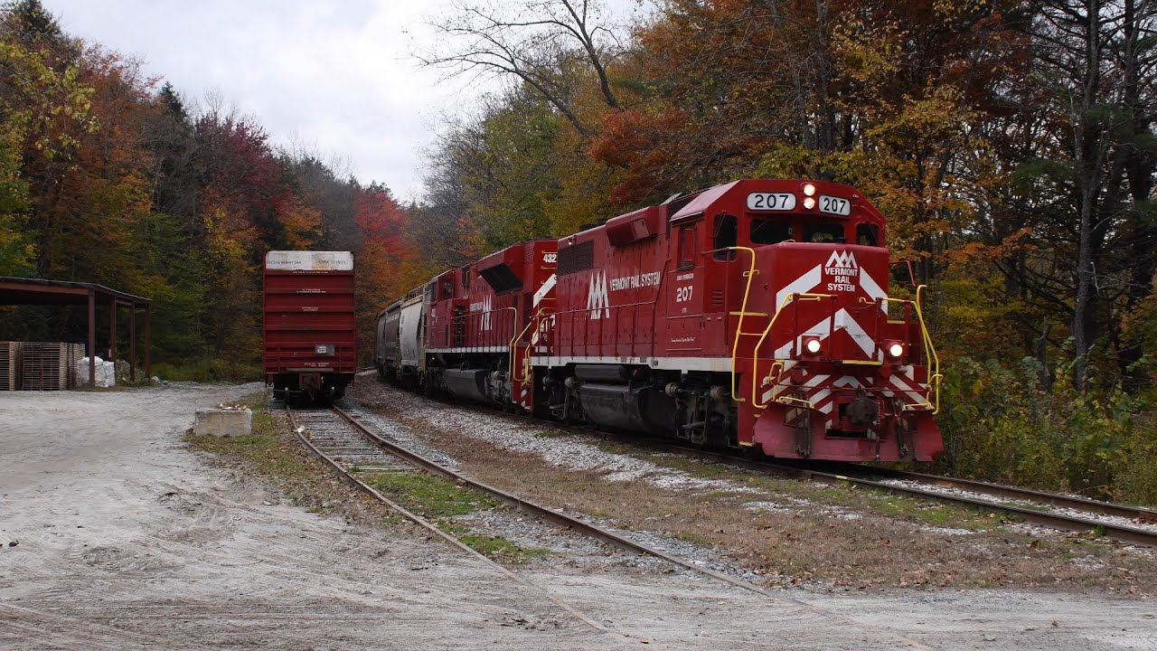 Chasing Vermont Rail System On the Former GMRC, Railfanning Rutland - Bellows Falls, VT 10/17/23