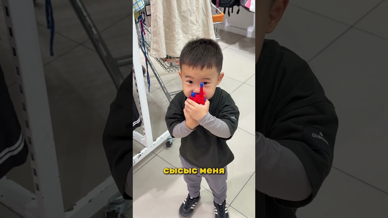 Мага же умничка, он за разговаривает 😂