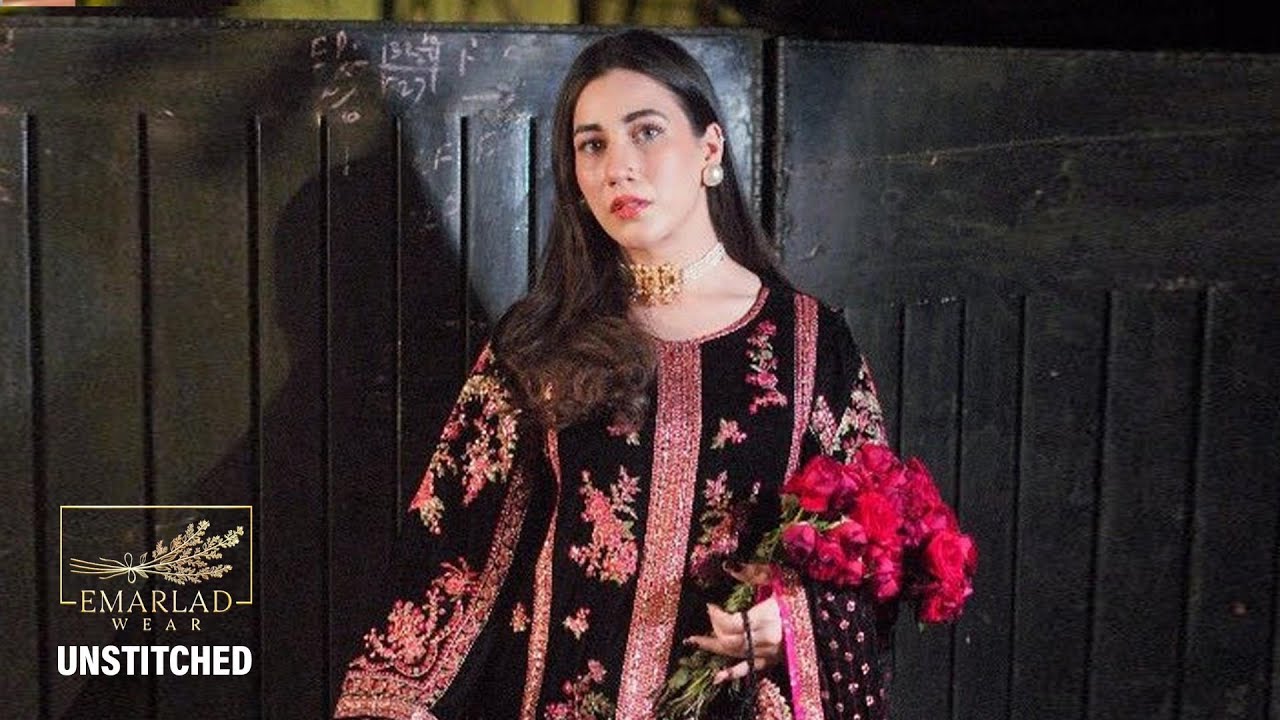 Aneelas Embroidered Velvet Collection | Micro 9000 | Chiffon Dupatta | Winter Luxury 2025 | Emarlad