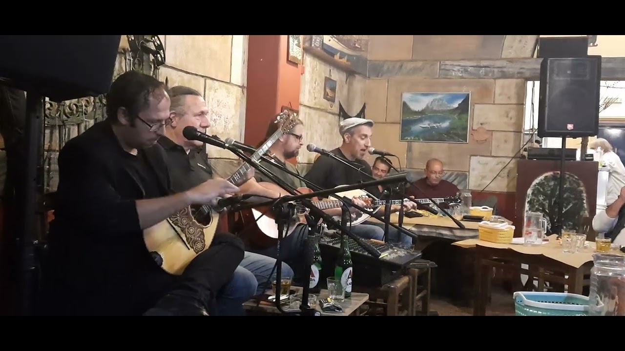 ΚΑΠΝΟΥΛΟΥΔΕΣ - ΣΑΚΗΣ ΝΙΚΟΛΕΤΟΠΟΥΛΟΣ
