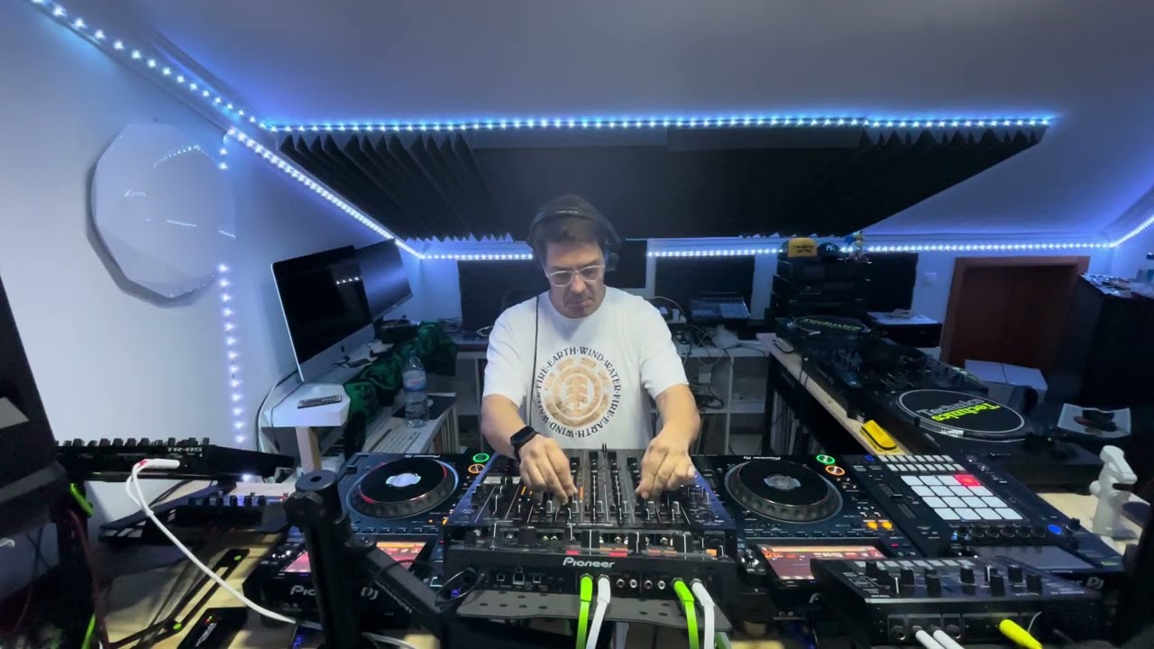 ‪@TheDj_Sonic_G‬