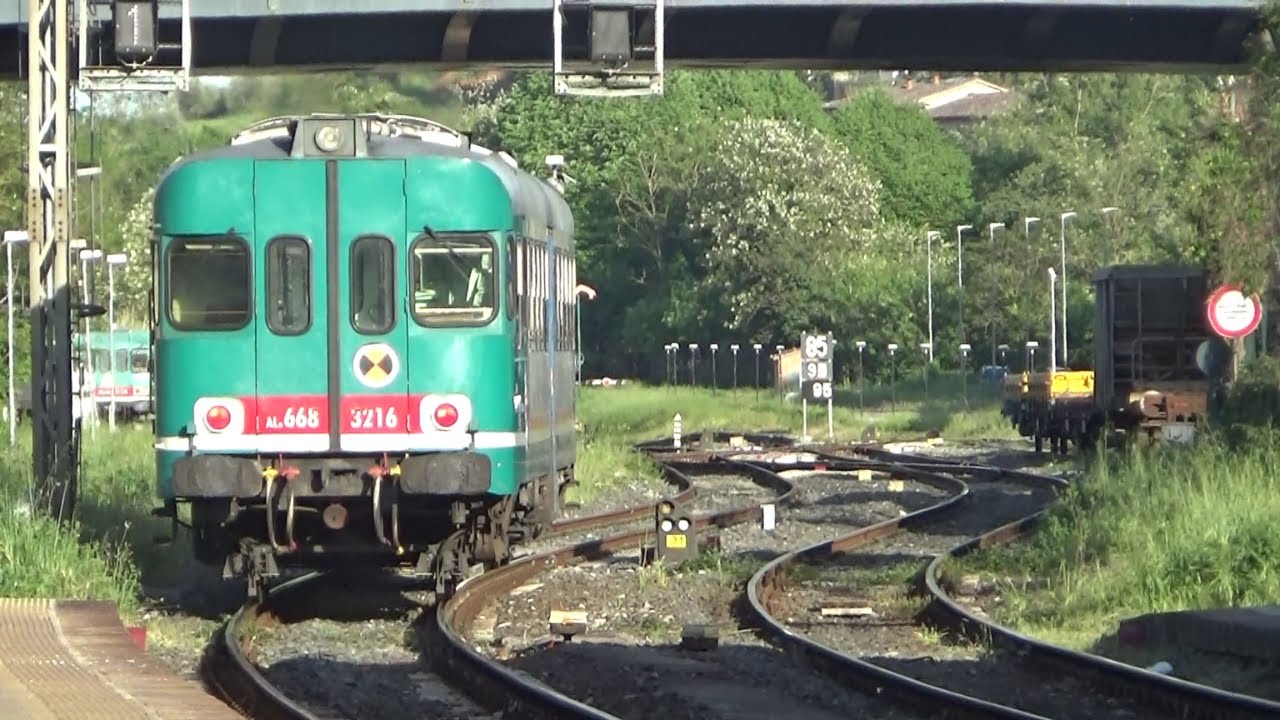 A TUTTO DIESEL con gli ultimi NAVETTONI e AUTOMOTRICI alla stazione di SIENA (Pt. 1)