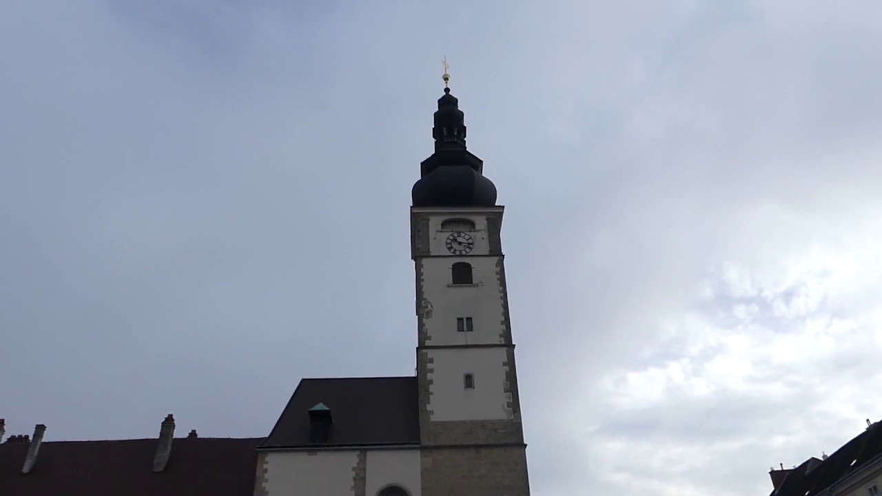 St. Pölten (A-NÖ) Domkirche zu  Ehren Mariä Aufnahme in den Himmel Vollgeläute