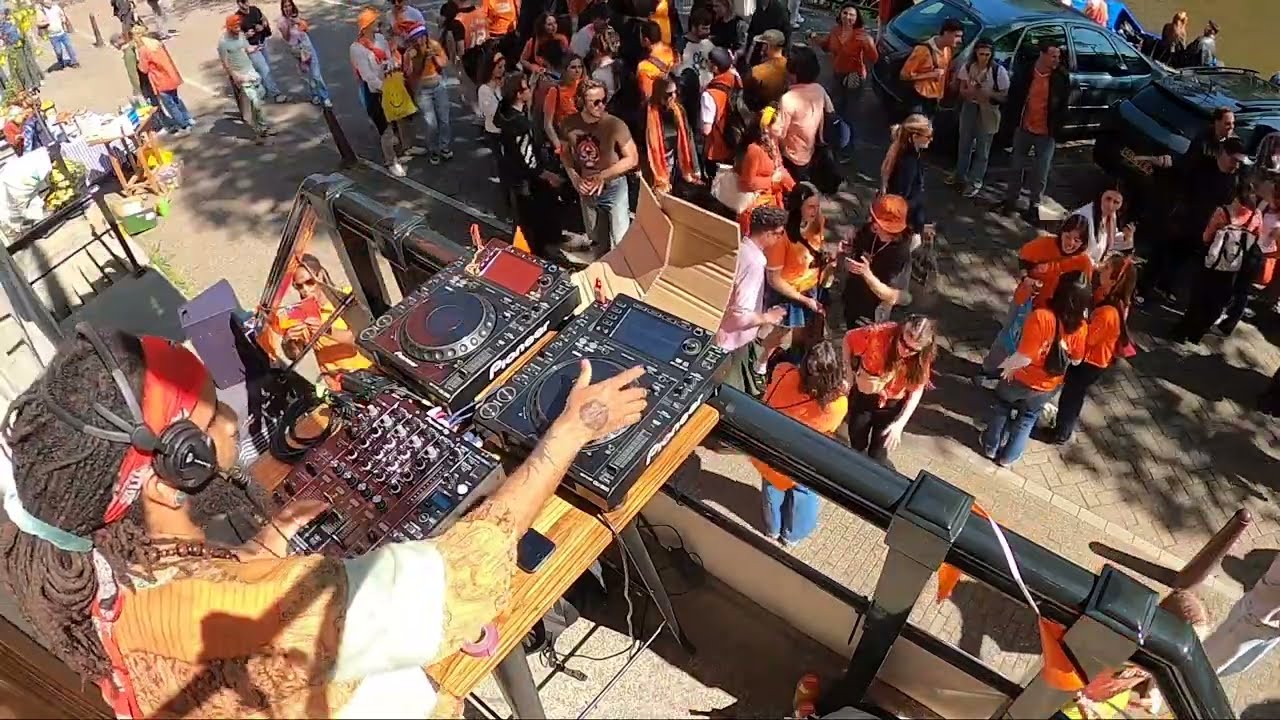 KING'S DAY 2025 - KONINGSDAG 2025  AMSTERDAM BLOC PARTY - 