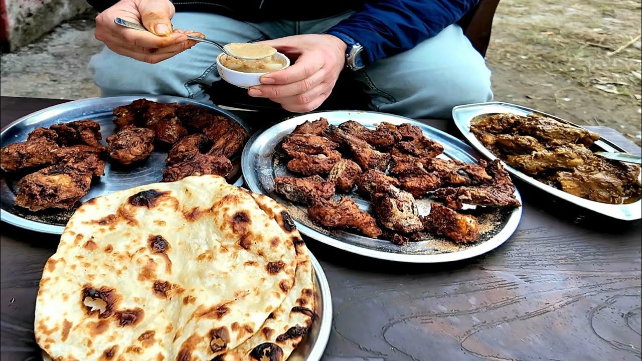 Mintoo Bhai Ki Surmai Fish Pakoda Aur Chicken Pakoda Aur Tawa  Chicken Aur Roti | jammu food tour 