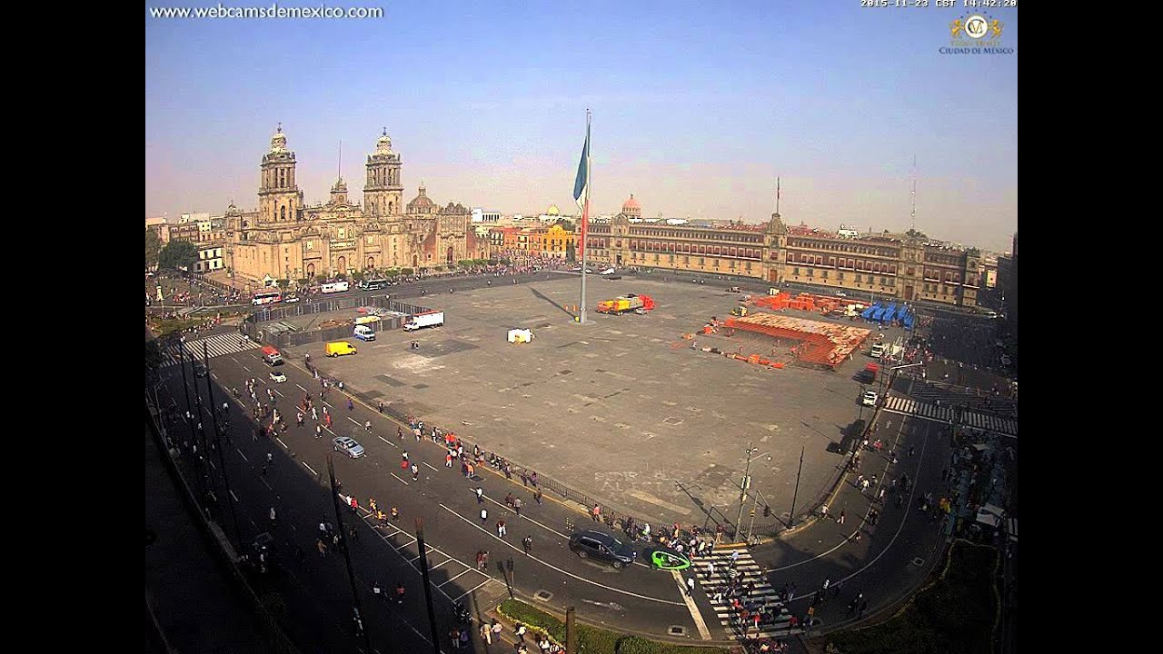 Alerta sísmica en el Zócalo de la Ciudad de México 23 de noviembre 2015 14:41:10