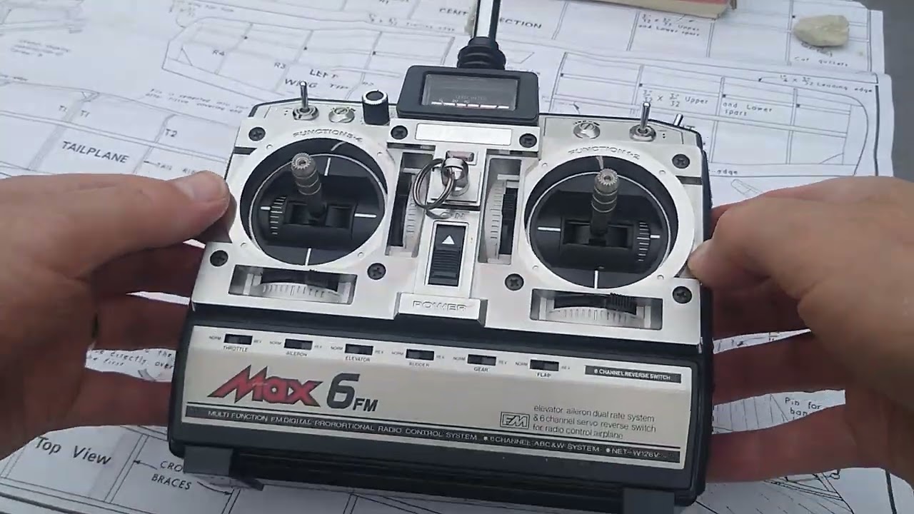 Keil Kraft Dolphin glider with Radio Control - Part 1