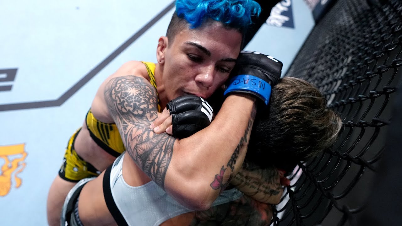 10 лучших приёмов в минимальном весе в истории UFC