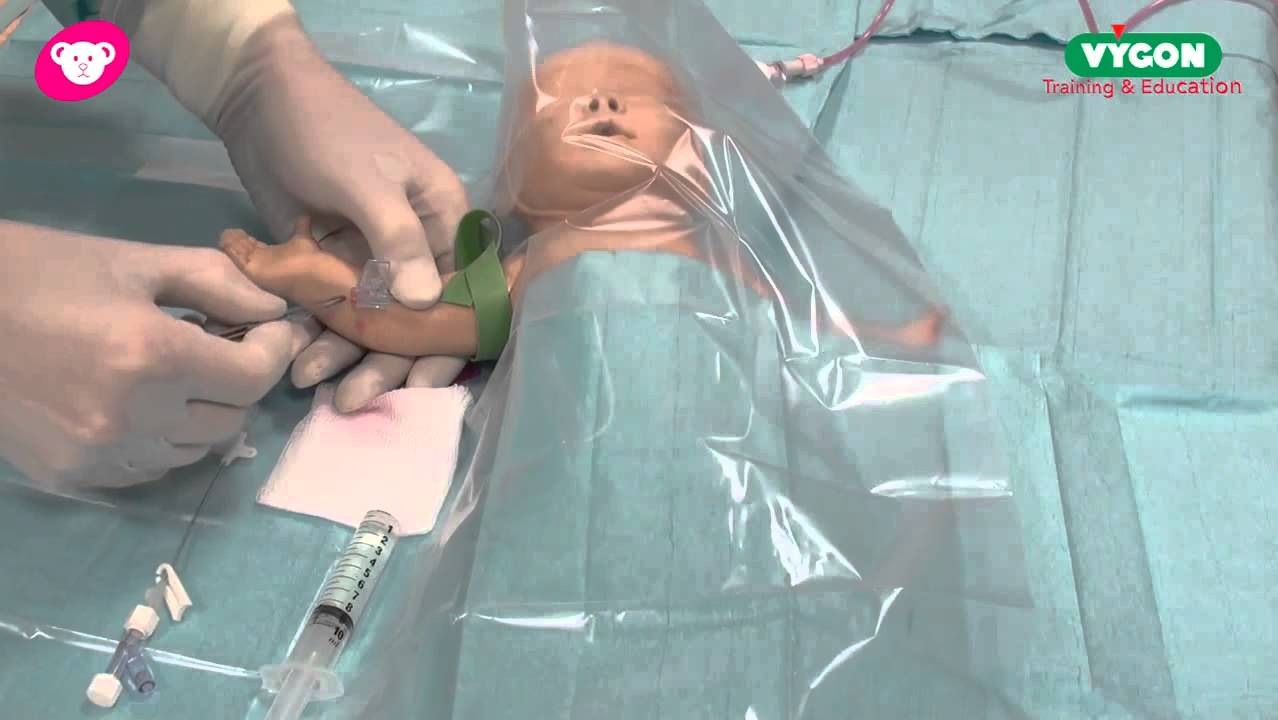 Kit per il posizionamento di cateteri PICC neonatali