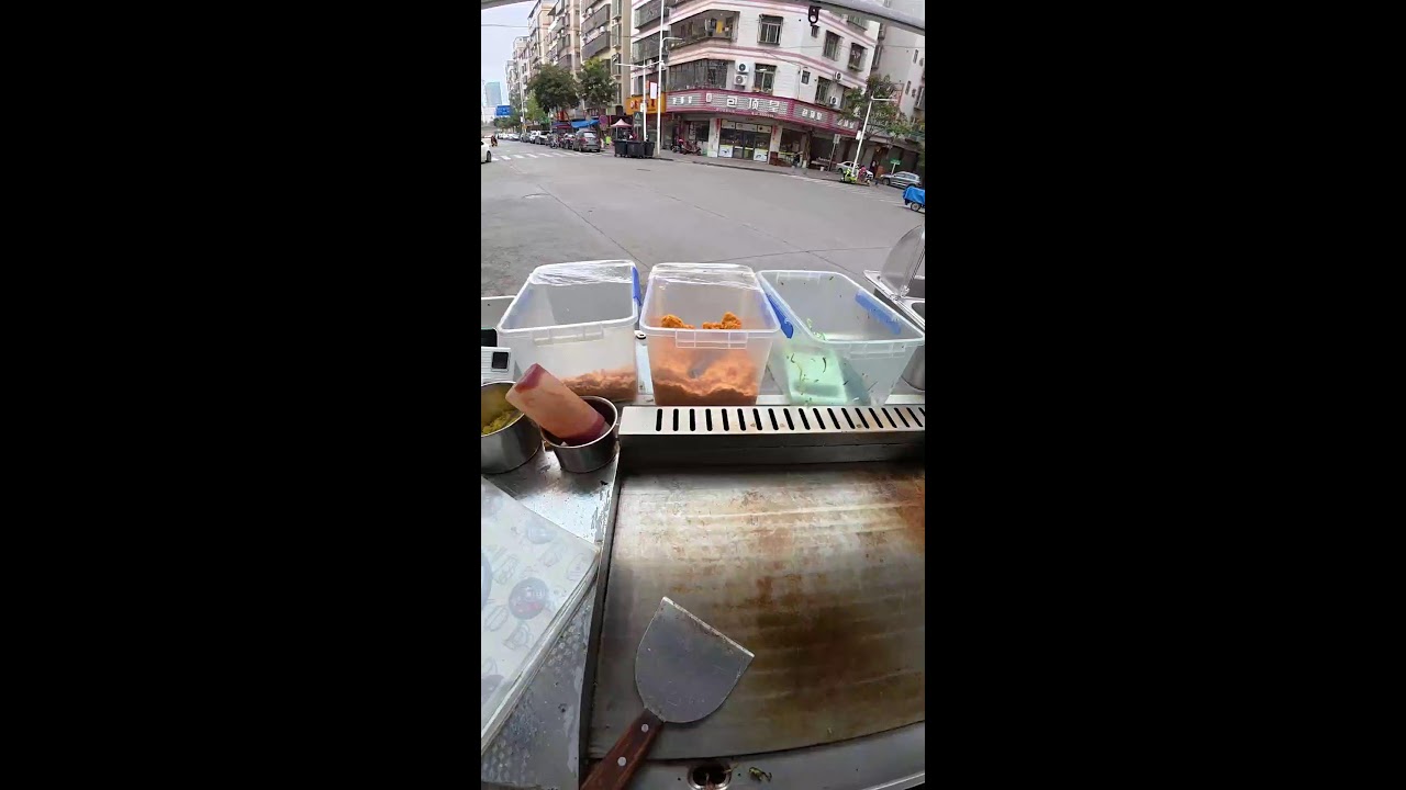 👉👉 Waking Up at 3AM to Sell Rice Balls & Egg Pancakes | Family Hustle