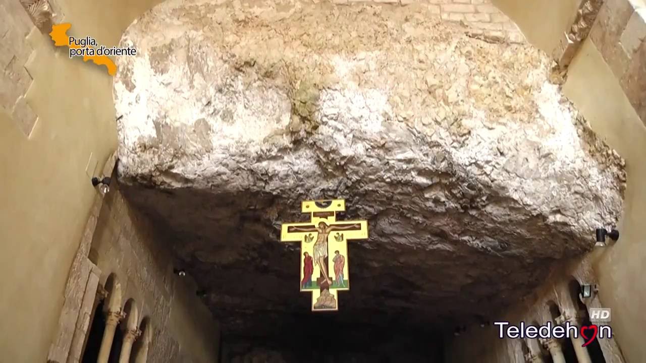 PUGLIA, PORTA D'ORIENTE   17   UNA SENTINELLA SUL GARGANO