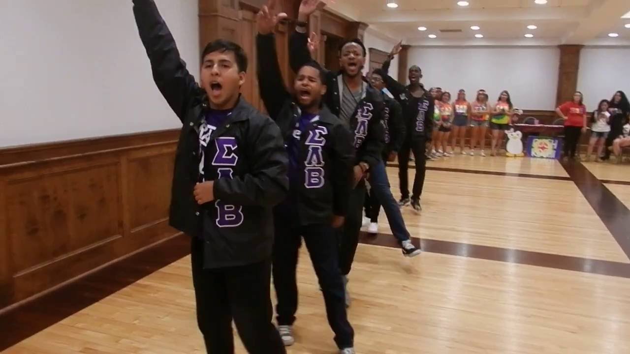 SFA's Fall 2016 MGC Showcase - Sigma Lambda Beta