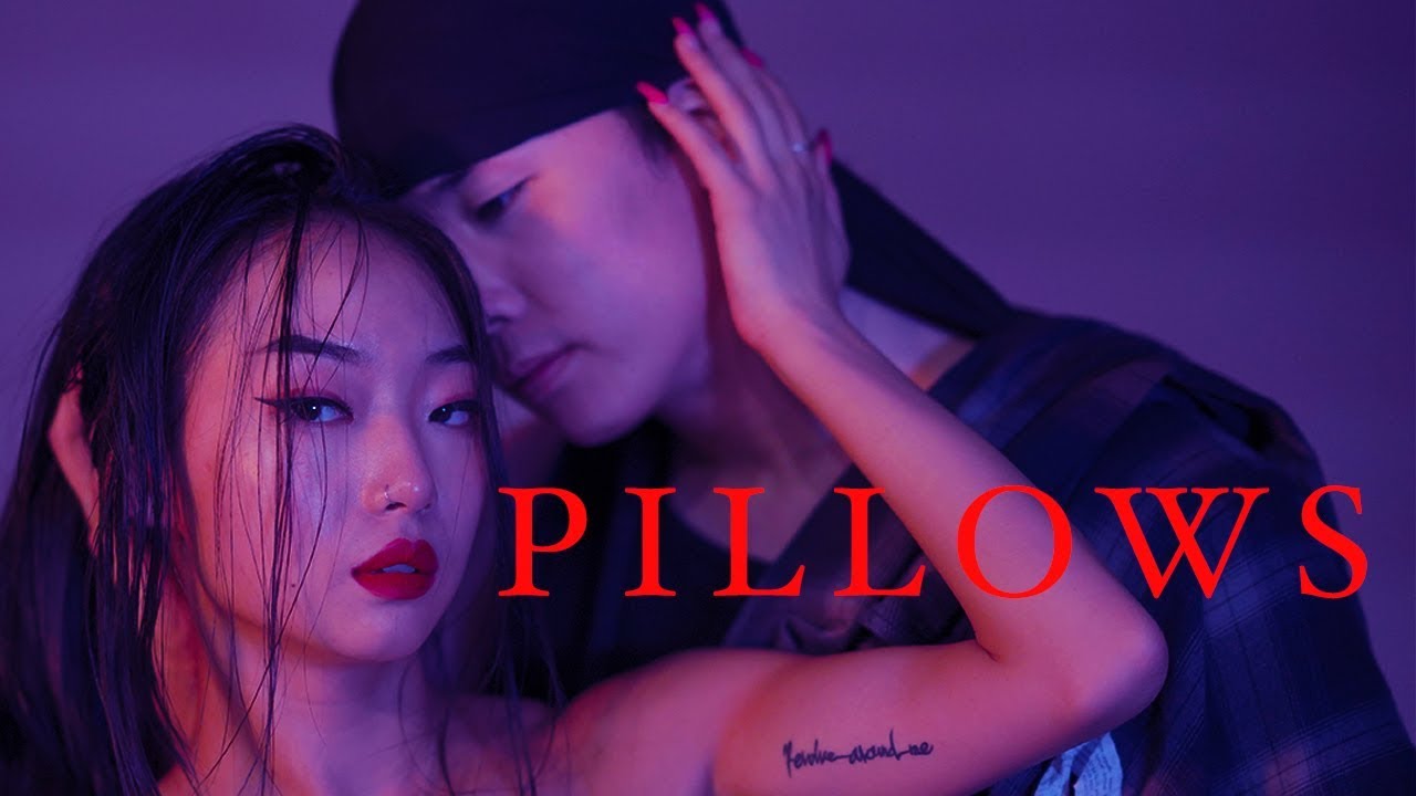Ji hyo Park X In sung Jang Presented / Lido & Santell - Pillows
