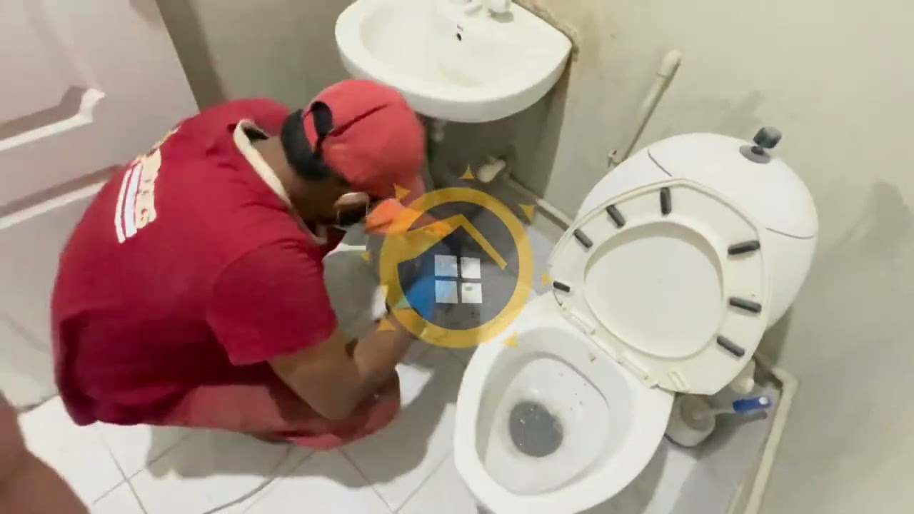 Bathroom Leakage Treatment Seepage Solution Washroom Leak Control Toilet Repair Services In Karachi