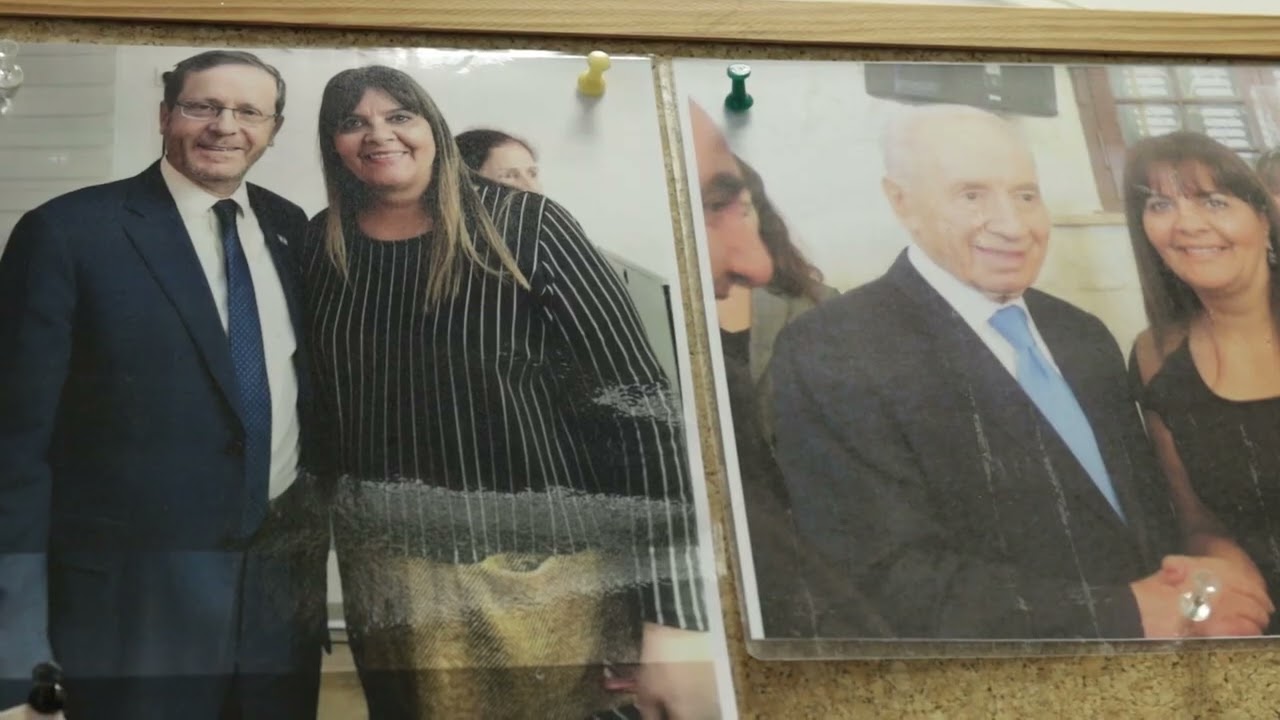שירת שיגרה עם כתוביות