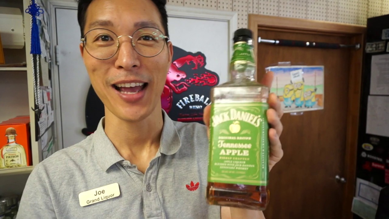 Jack Daniels Tennessee Apple Whiskey Review