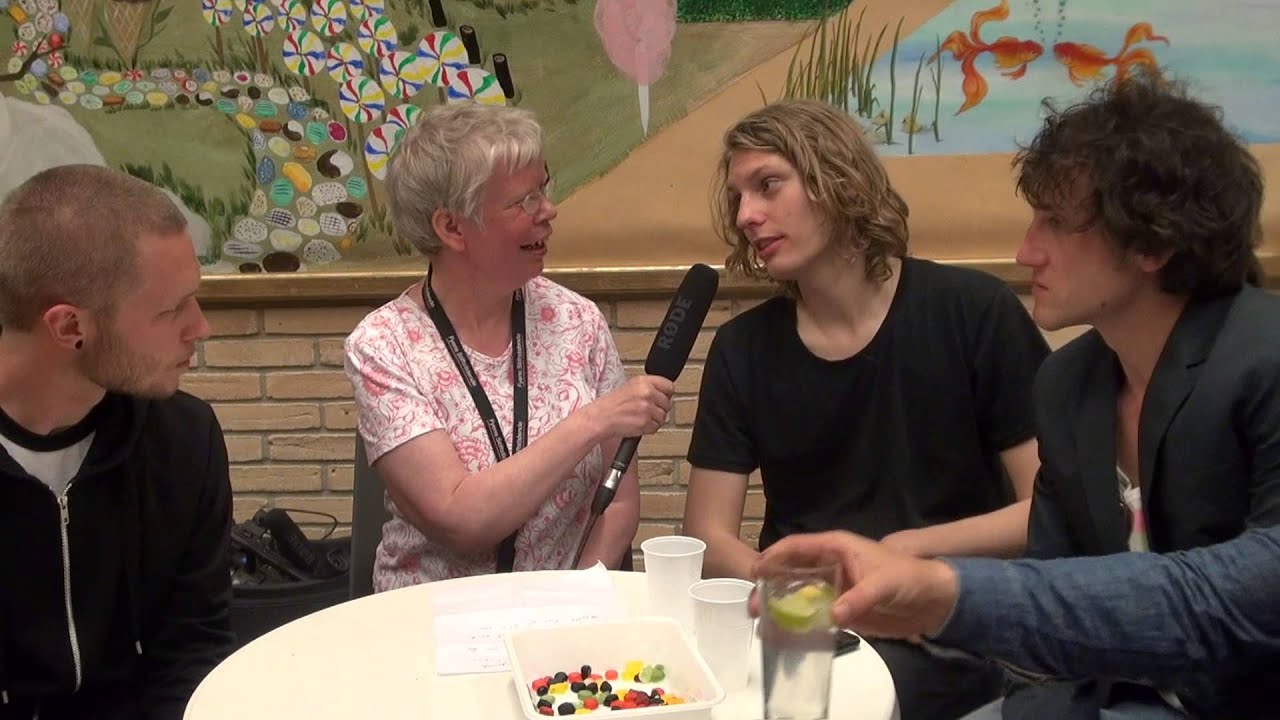 Smil TV Interview med bandet Dúné som optræder på Sølund Musik Festivalen 2013.