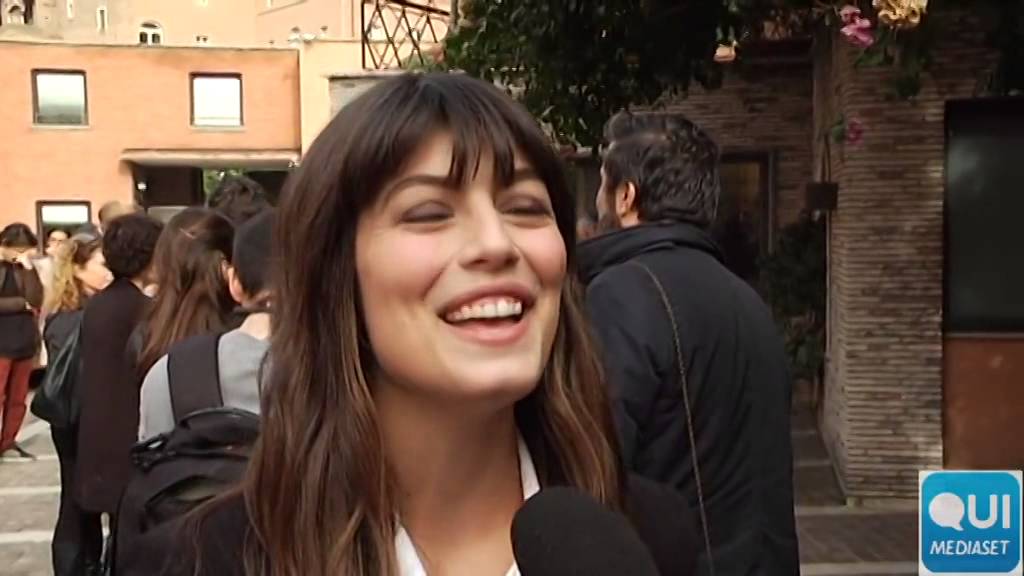 Romeo e Giulietta: Videointervista ad Alessandra Mastronardi - Comunicato Qui Mediaset
