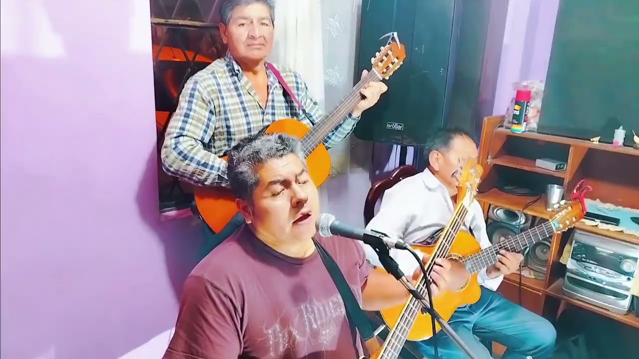 Corazón infiel con los amigos y Compás de la música 