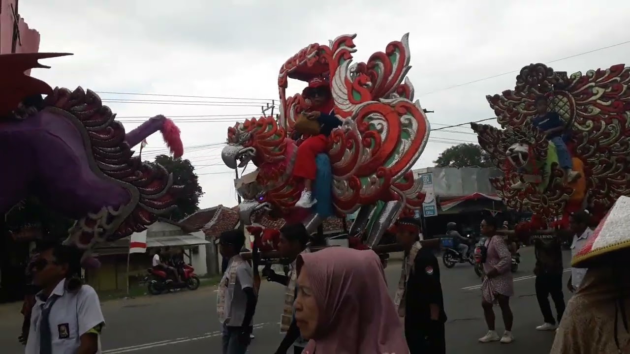 Arak arakan HUT RI ke 80 bersama singa depok mustika rajawali ds. Sudikampiran
