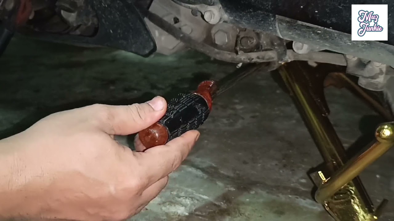 Replacing Center Stand of Mio i 125