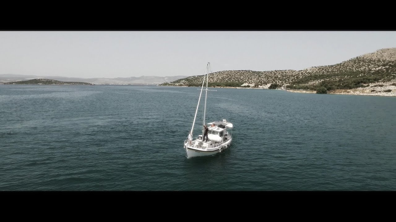 Εκείνος Κι Εκείνος ft. B.D. Foxmoor - Φέρε Μαζί Σου Αλλαξιές | Official Music Video (HD)