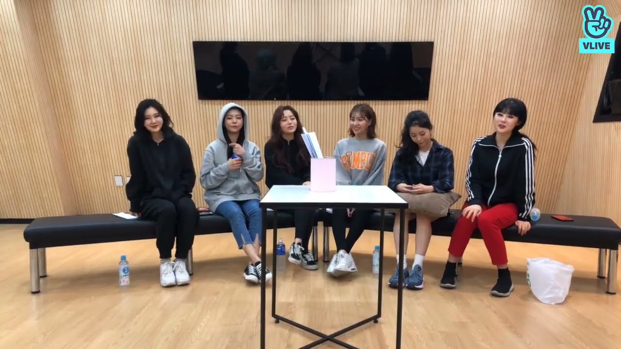 190503 지구GeeGu의 QnA Time! Geegu Vlive