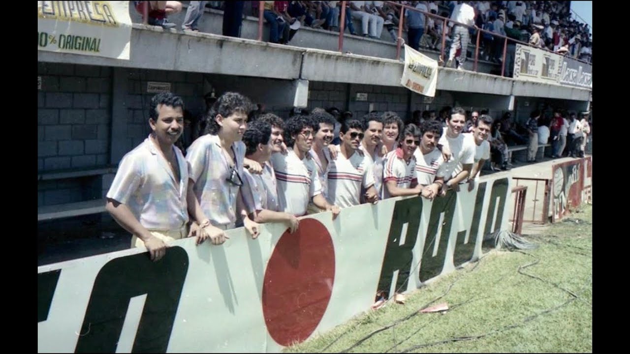 LA EMPRESA - LATINO SOY