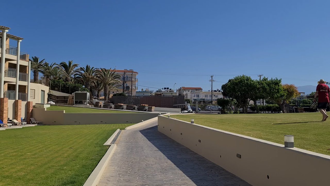Bikes+Laces in Candia Maris! Vlog S02E25 #crete #running #cycling