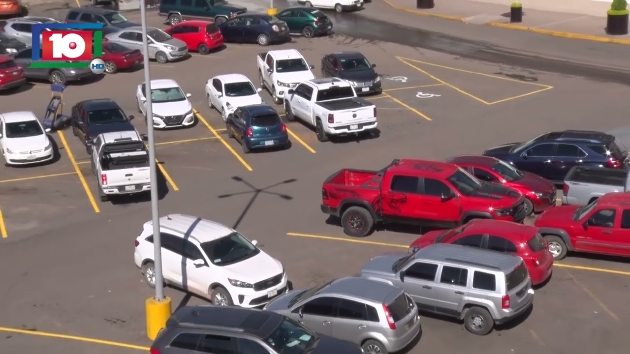 En Durango sí es ilegal que estacionamientos públicos coloquen anuncios para deslindarse de daños