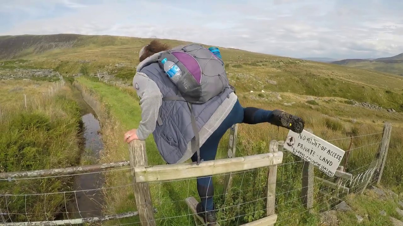 Hiking to Carnedd Llewelyn from Ogwen Valley | Snowdonia | Wales | HD
