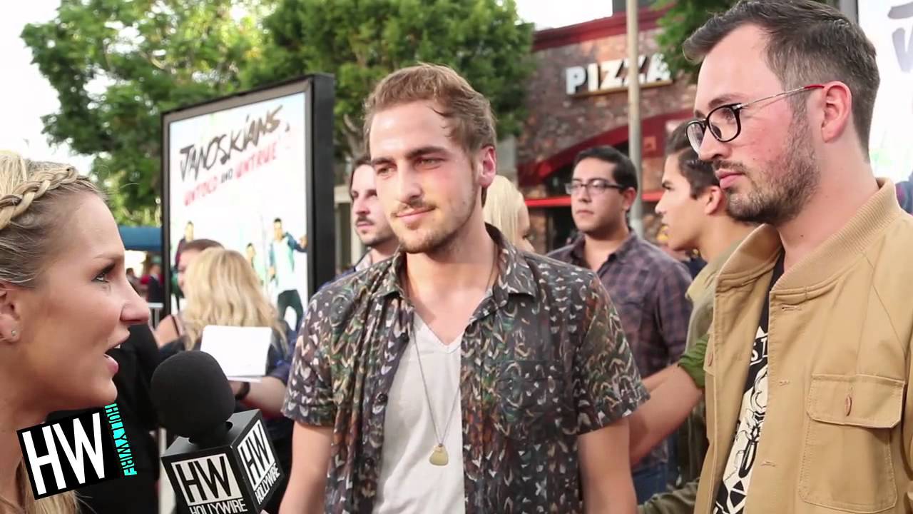 Heffron Drive’s Kendall Schmidt & Dustin Belt Talk ‘Unplugged’ LP & Tour! | Hollywire