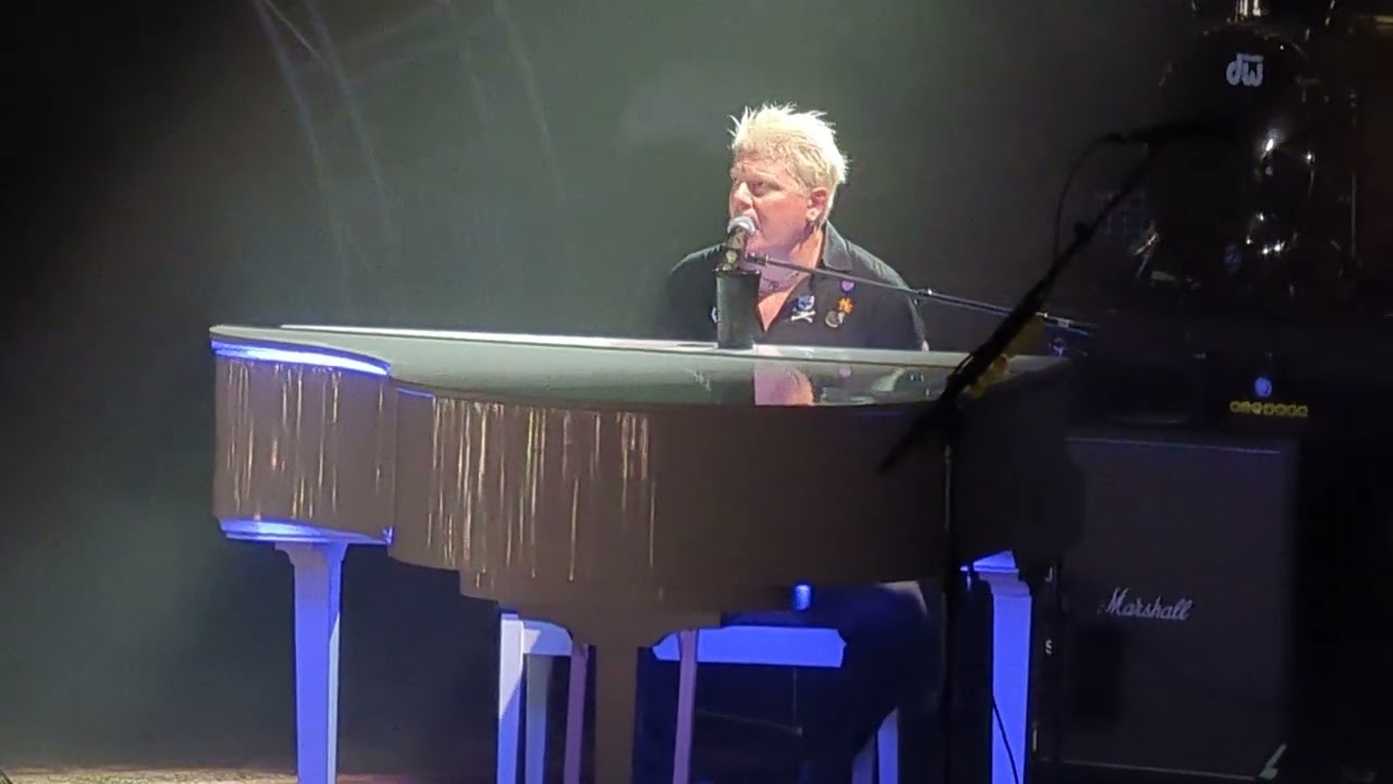 The Offspring - Gone Away, Live Montreal 2022-11-04