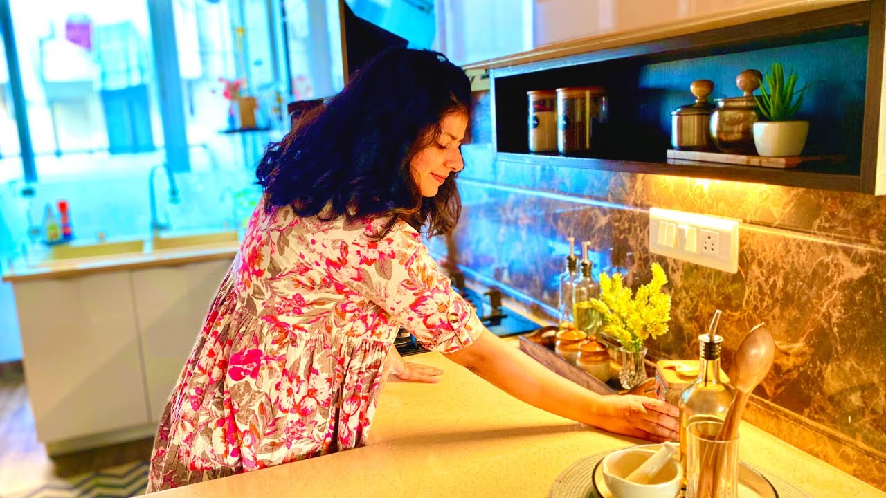 Kitchen Tour | Kitchen cabinets Design | Home Gupshup