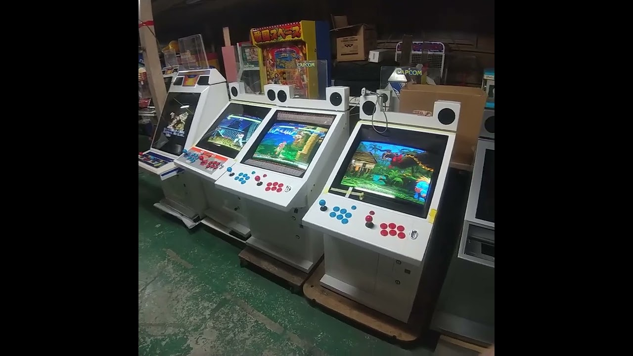 SEGA  AERO CITY capcom status25  &18 cabinets