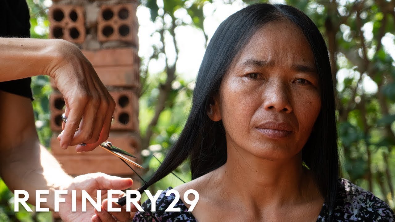 Правда о происхождении наращенных волос | Shady | Refinery29