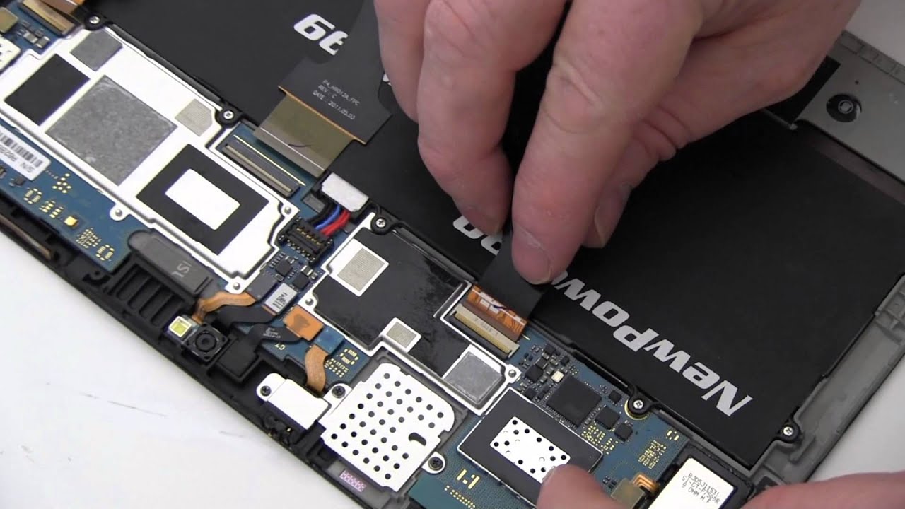 How To Replace Your Samsung GALAXY Tab GT-P7500 Battery