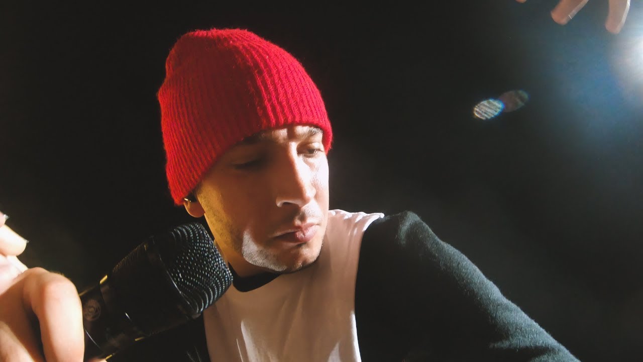 Tyler Joseph goes to the crowd - Twenty One Pilots - Holding On To You - Lollapalooza Brazil 2019