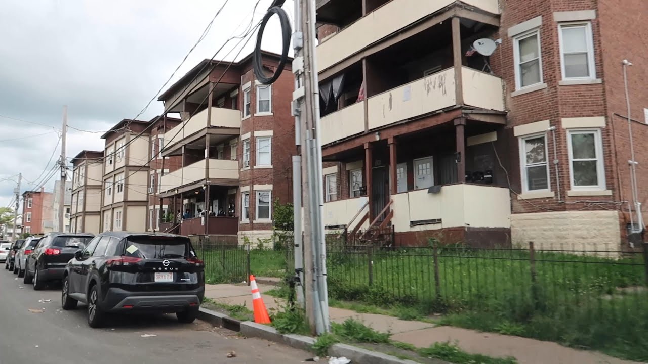 HARTFORD CONNECTICUT HOODS