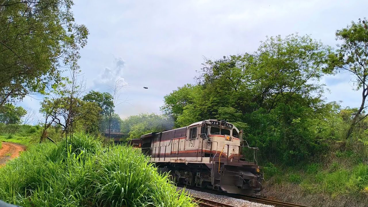 TREM SUBINDO ACELERANDO NO PÁTIO MAGITA EM FORMIGA MG!