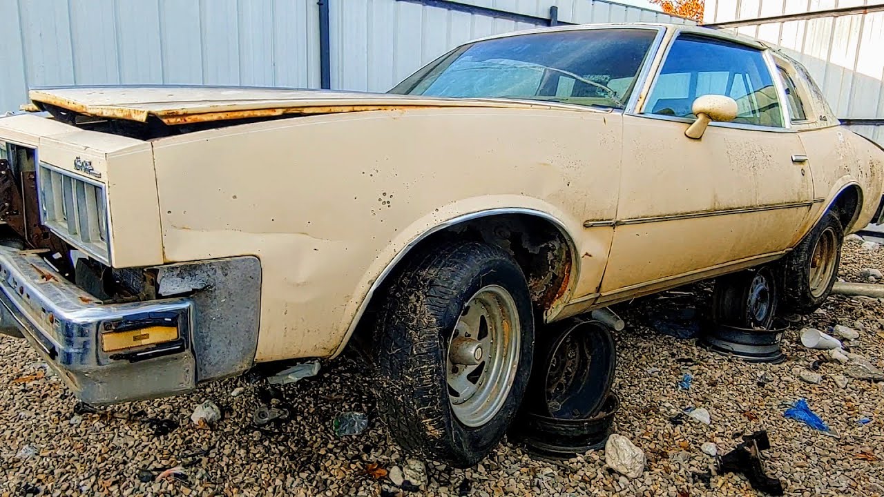 A / G Body Junkyard Finds. 1978 Pontiac Grand Prix & 1984 Oldsmobile Cutlass Supreme