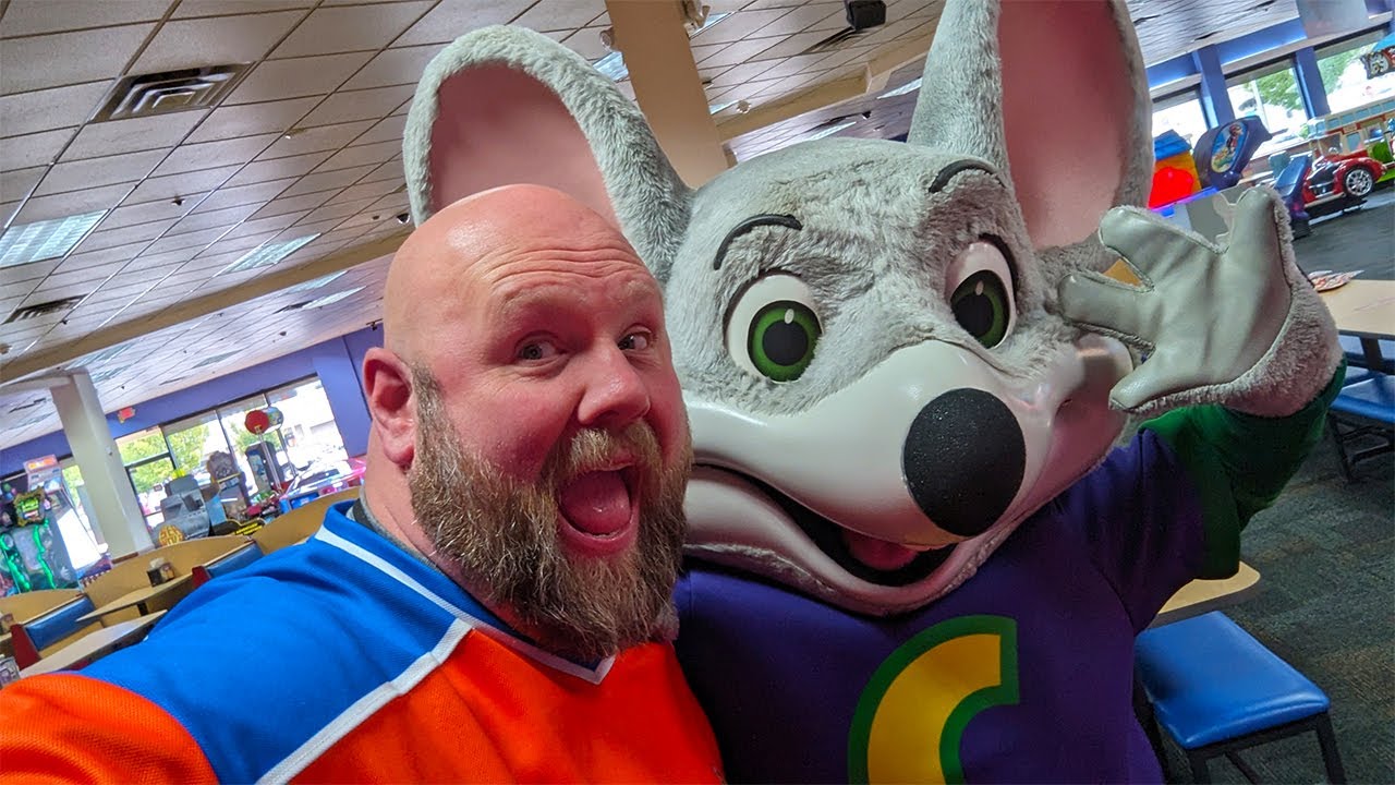 I Finally Visit The Chuck E Cheese In Hicksville NY To See Their 1 Stage!